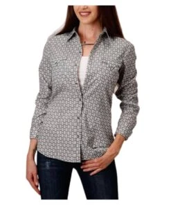 Roper Women's Performance Snap Shirt